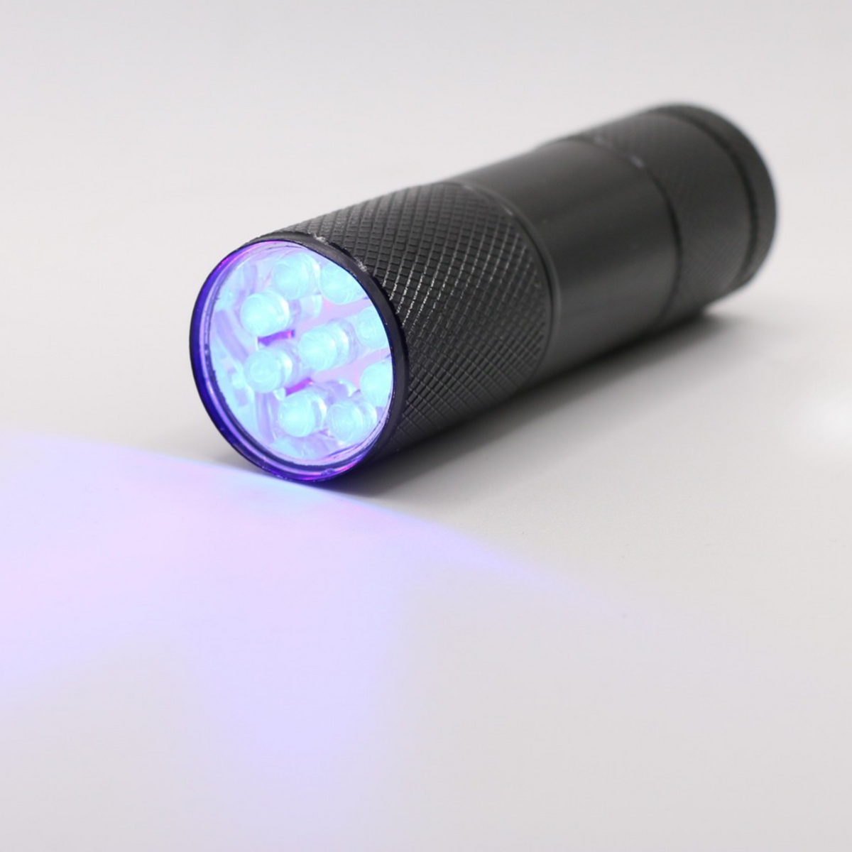 UV Glow Charger Light